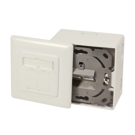 Logilink | NP0006A Wall Outlet | Pure White | Metal die-cast housing with strain relief - 3